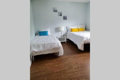 Apartamento Cottage With River Front & Minutes Away From Beach