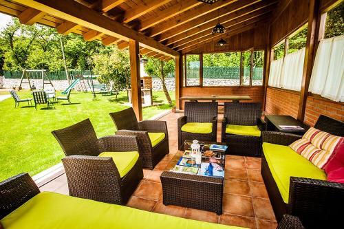 Apartamentos El Prad�n De Santa Marina