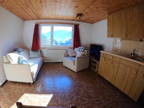 2-zimmer Apartment Mit K�che Pragg Jenaz
