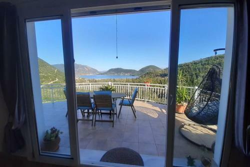 Villa Sunrise With Stunning Sea And Mountain Views