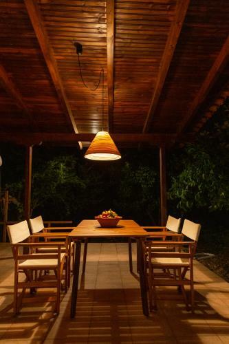 Tzitzikari, Private Cottage In A Citrus Garden