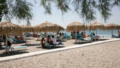 Beautiful Summer Villa In Chalkoutsi