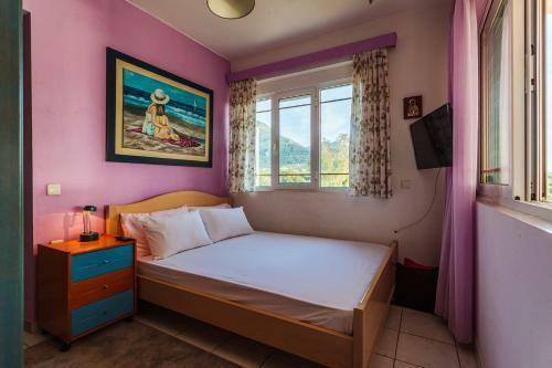 Beachfront Luxury Villa-private Pool, Garden Retreats