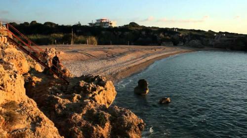 Beachfront Luxury Villa-private Pool, Garden Retreats