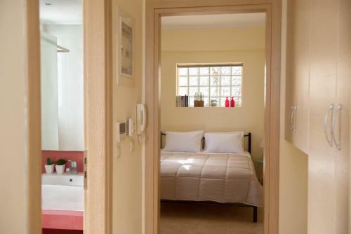 Seafront Apartment In Kiveri, Near Nafplion.