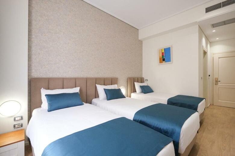Golden City Hotel
