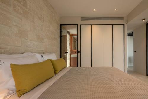 Villas Phos And Kallos