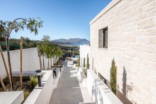 Villas Phos And Kallos