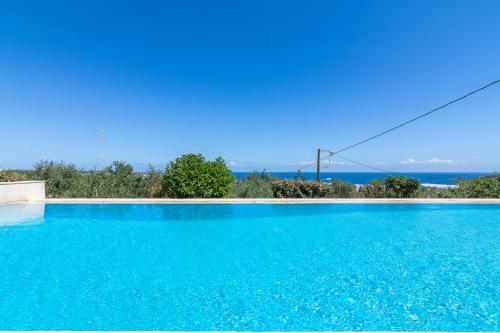 Apartamento Erondas Villa With Shared Pool In Koutouloufari