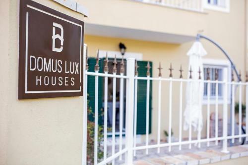 Apartamento Domus Lux Houses By Konnect