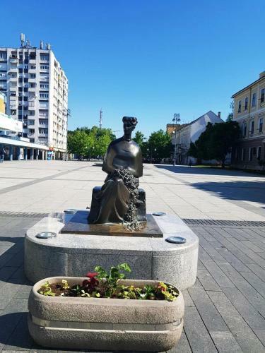 Apartment Lamar - Entry With Pin 0 - 24h, Underground Parking Garage, Elevator