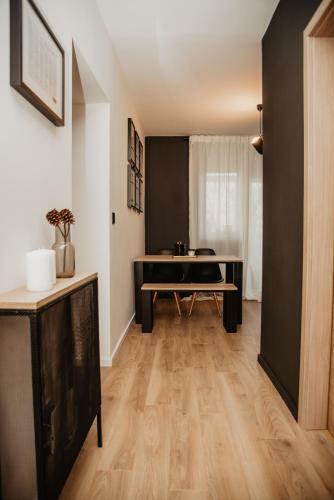 Avenue Apartment