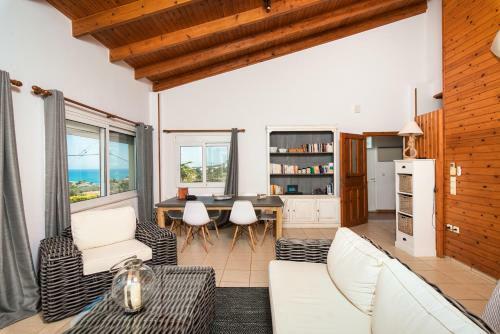 Plaque Panoramic Seaview Villa