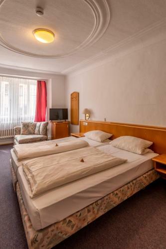 Hotel G�stehaus Am Wei�en Turm