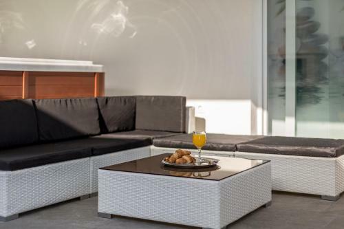Sea Pearl Luxury Apartment