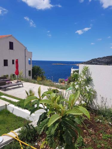 Holiday Home In Rogoznica 39566