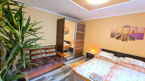 Liget Nyaral�h�z �s Apartman Liget