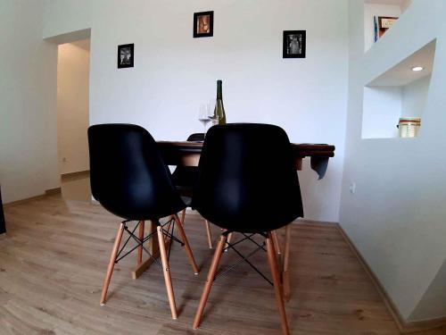 Apartment In Supetarska Draga 35929