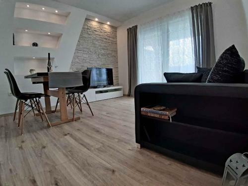 Apartment In Supetarska Draga 35929