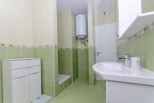 Guest House Lucija With Swimming Pool