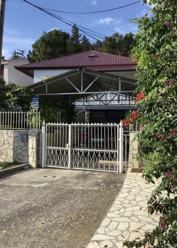 Apartments With A Parking Space Starigrad, Paklenica - 18492