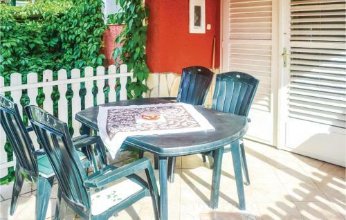 Holiday Home Vilma Utca-balatonm�riaf�rd�
