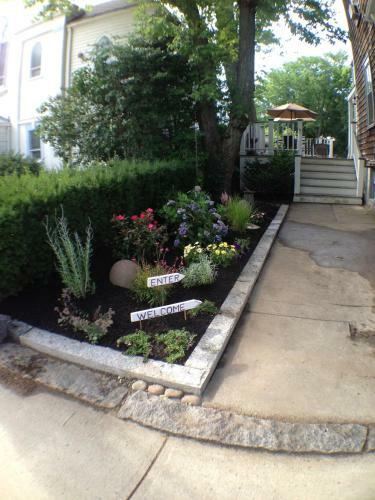 Bed & Breakfast Lantana House