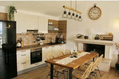 Holiday Home Nono Ante With Heated Pool