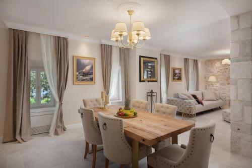 Serendipity - Luxury Stone Villa With Private Jacuzzi And Sauna