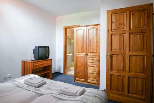 Gy?rfi Apartmanh�z Zam�rdi