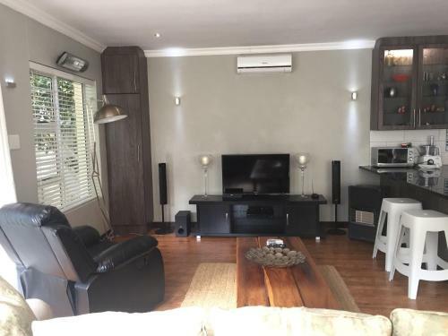 Apartment On Constance Road