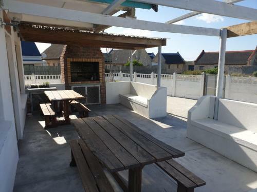 The Summer Place - Arniston Waenhuiskrans