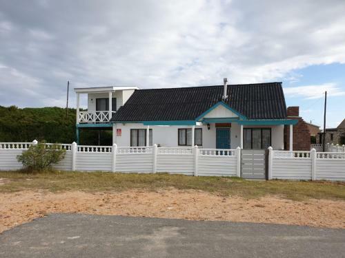 The Summer Place - Arniston Waenhuiskrans