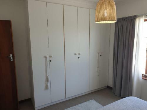 The Summer Place - Arniston Waenhuiskrans