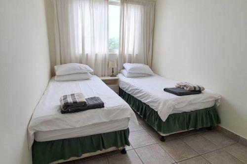 Apartamento Superb Seaview @ 3br Camarque Apt Umdloti Beach!