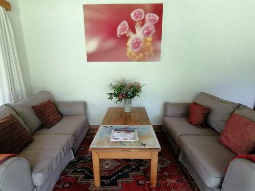 L Chiam Self-catering Cottage