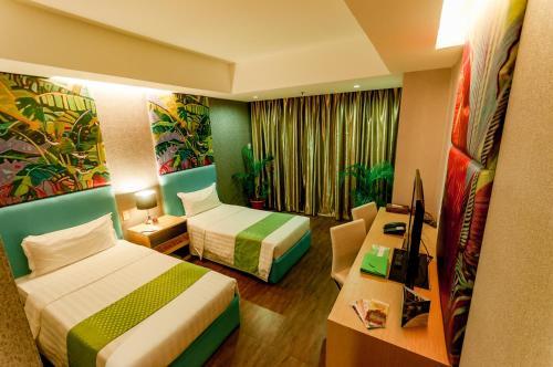 Aziza Paradise Hotel