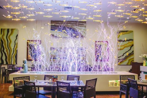 Aziza Paradise Hotel