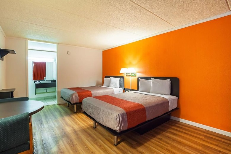 Motel 6 Tifton