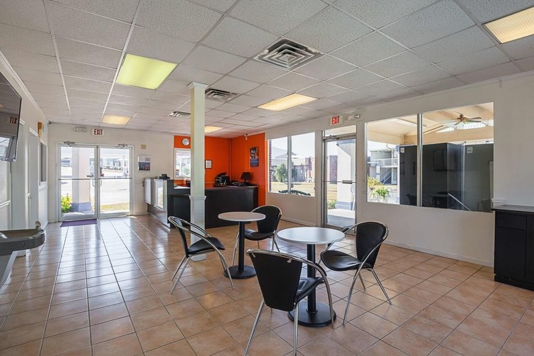 Motel 6 Tifton