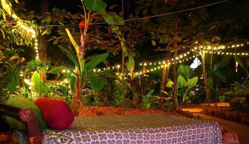Hostal Secret Garden Resort