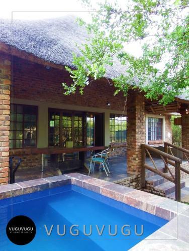 Vuguvugu - At Home In Africa