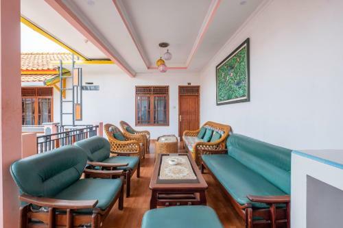 Hotel Oyo 1541 Puri Cikole Asri