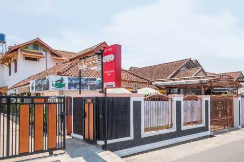 Hotel Oyo 1541 Puri Cikole Asri