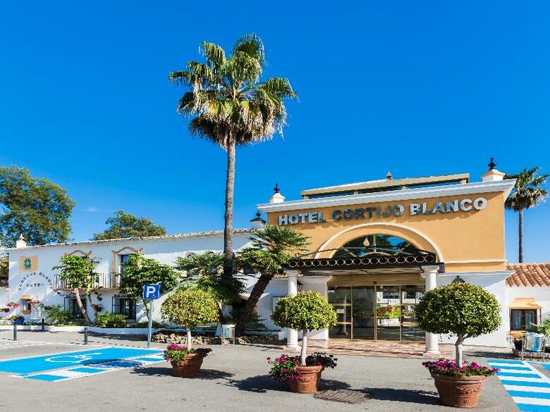 Hotel Globales Cortijo Blanco