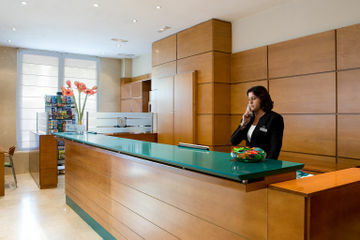Hotel NH San Pedro