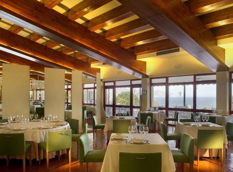 Hotel Parador De Nerja