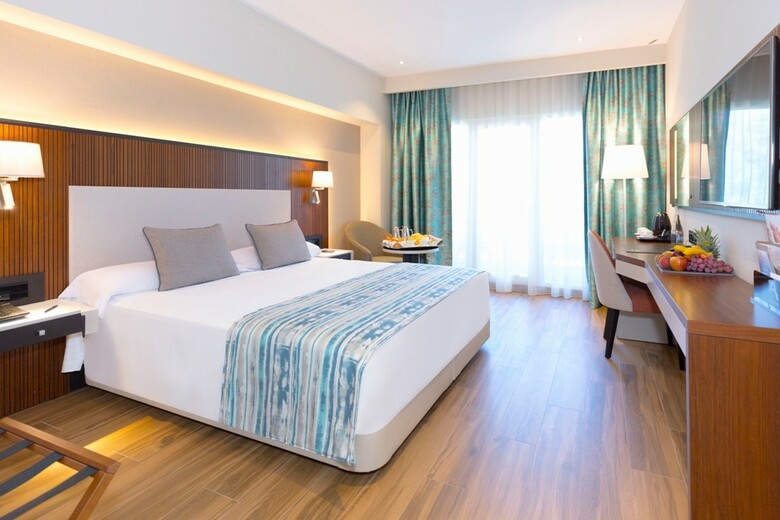 Hotel Alanda