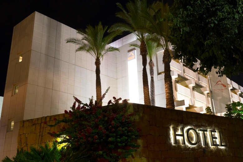 Hotel Alanda