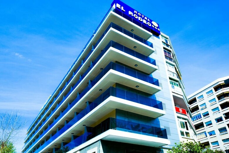 Hotel Monarque Rodeo
